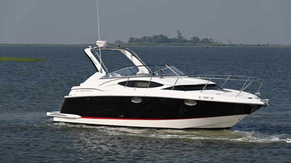 Regal 2860 Window Express