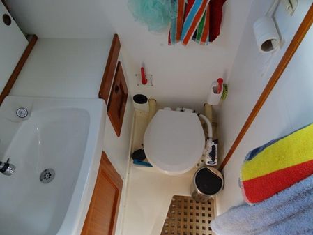 Hallberg-Rassy 34 image