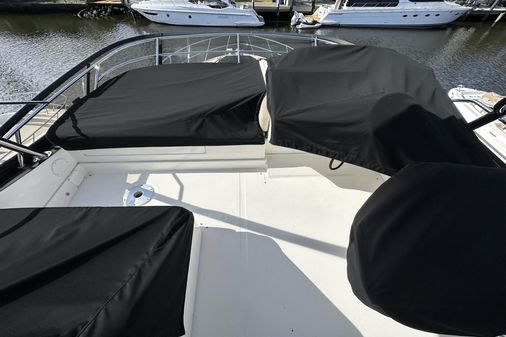 Sea Ray 510 Fly image