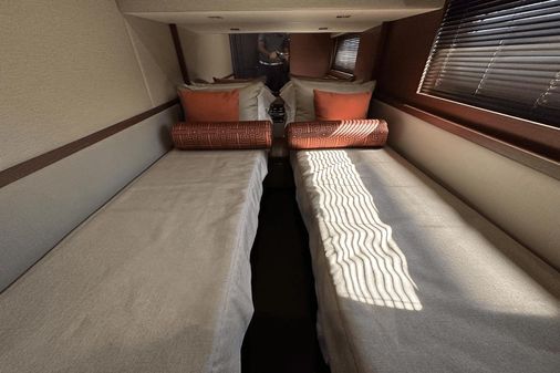 Sea Ray 510 Fly image