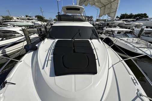 Sea Ray 510 Fly image