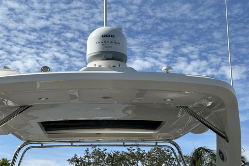 Sea Ray 510 Fly image