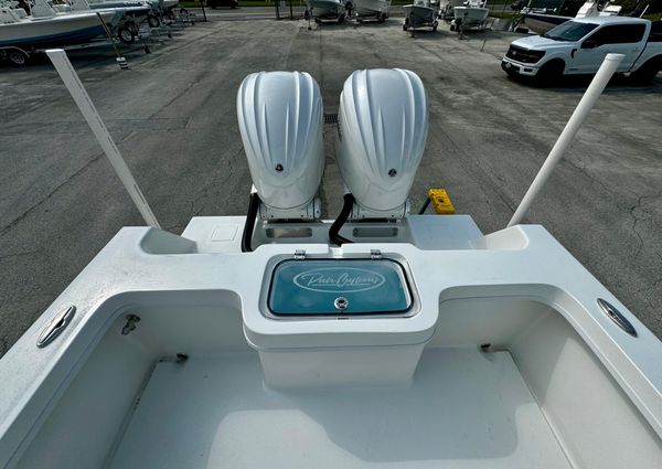 Pair-customs 27-CENTER-CONSOLE image