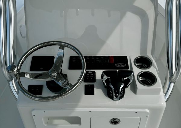 Pair-customs 27-CENTER-CONSOLE image