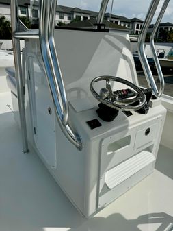 Pair-customs 27-CENTER-CONSOLE image