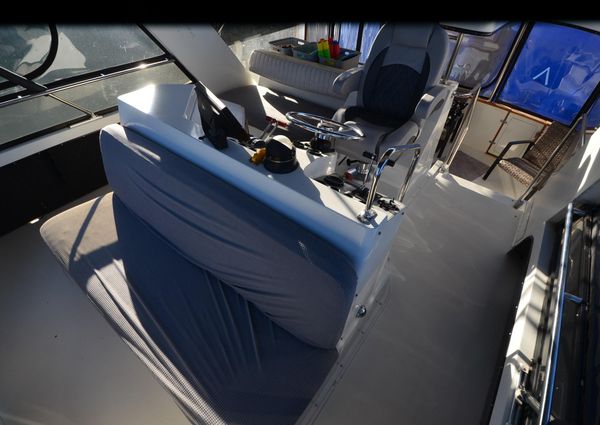 Carver 4207-AFT-CABIN-MOTORYACHT image