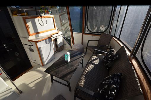 Carver 4207-AFT-CABIN-MOTORYACHT image