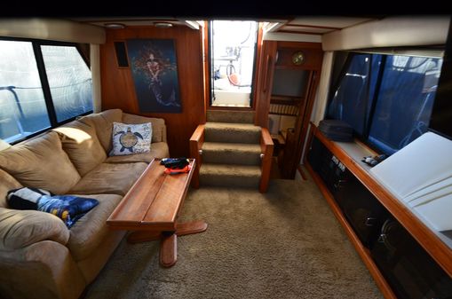 Carver 4207-AFT-CABIN-MOTORYACHT image