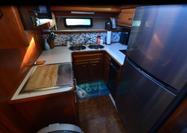 Carver 4207-AFT-CABIN-MOTORYACHT image