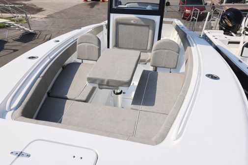 Sea-hunt GAMEFISH-27-FORWARD-SEATING image