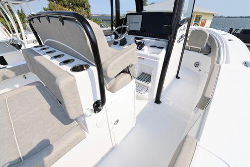 Sea-hunt GAMEFISH-27-FORWARD-SEATING image