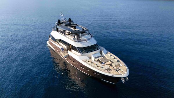 Monte Carlo Yachts MCY 86 image