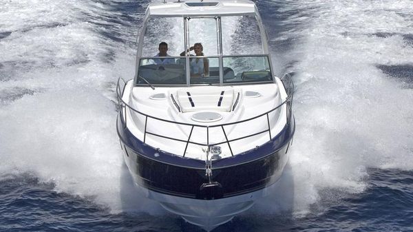Monterey 355 Sport Yacht 