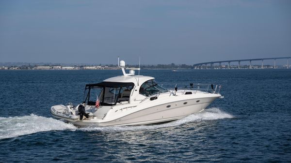 Sea Ray 420 Sundancer 