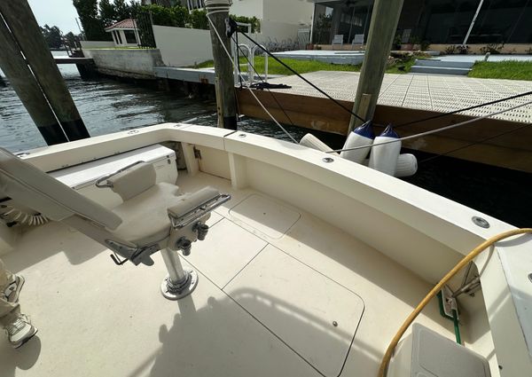 Viking 43 Convertible image