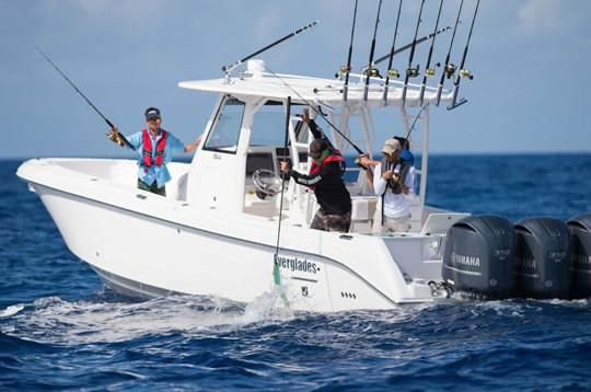 Everglades 355 Center Console - main image