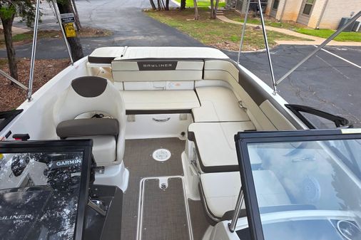 Bayliner VR4 Bowrider I/O image