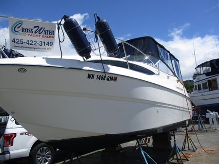 Bayliner 245 image