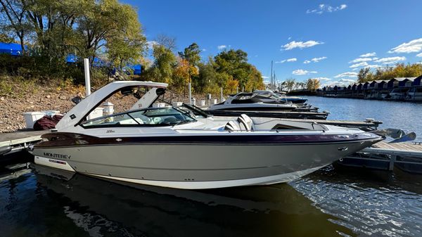 Monterey 328 Super Sport