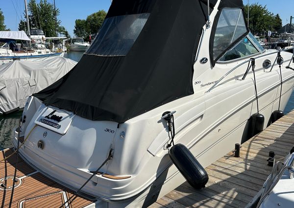 Sea Ray 300 Sundancer image