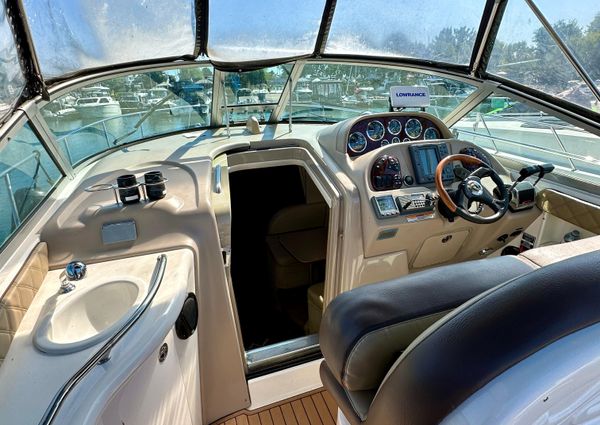 Sea Ray 300 Sundancer image