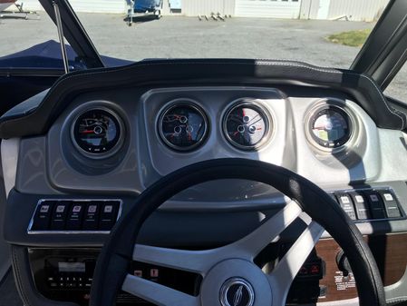 Chaparral 224 Sunesta image