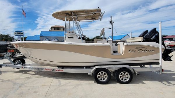 Sea Chaser 24 HFC