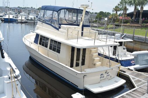 Mainship 400 Trawler image