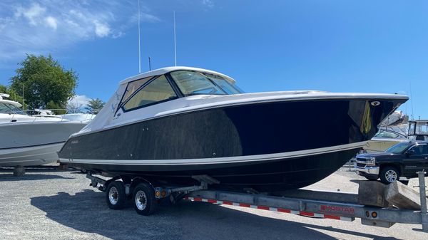 Pursuit DC 325 Dual Console
