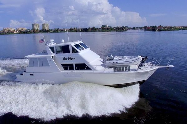 Viking 60 Cockpit Sport Yacht - main image