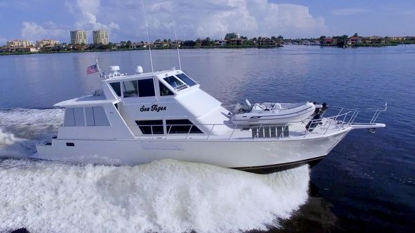 Viking 60 Cockpit Sport Yacht
