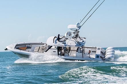 Everglades 435 Center Console - main image
