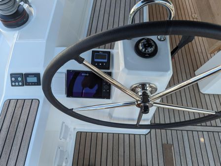 Beneteau Oceanis 38.1 image