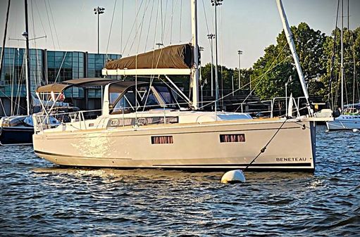 Beneteau Oceanis 38.1 image