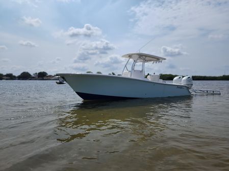 Front Runner 26 Center Console image