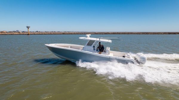 Invincible 39 Open Fisherman 