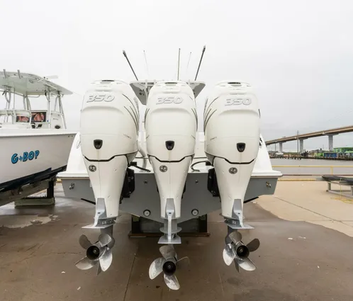 Invincible 39 Open Fisherman image