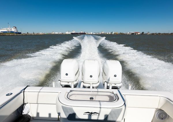 Invincible 39 Open Fisherman image