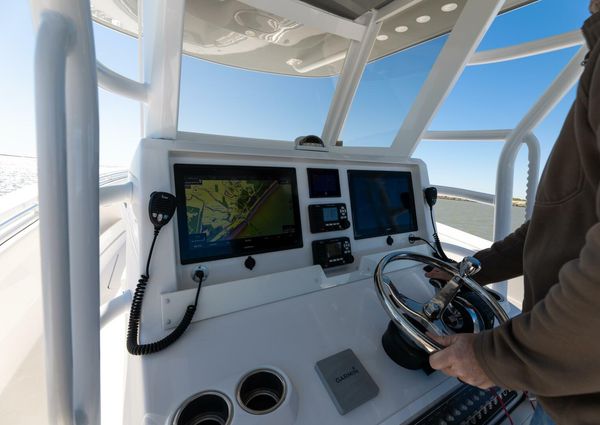 Invincible 39 Open Fisherman image