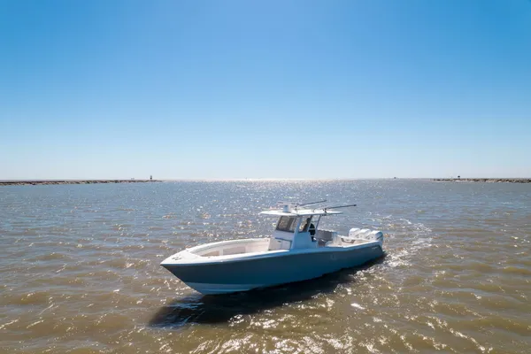 Invincible 39 Open Fisherman image