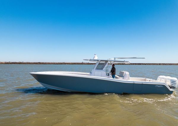 Invincible 39 Open Fisherman image