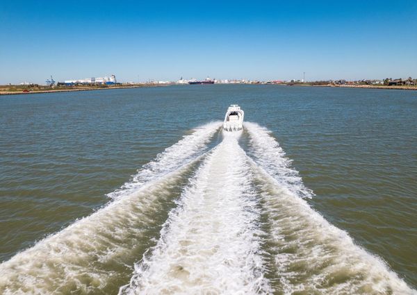 Invincible 39 Open Fisherman image