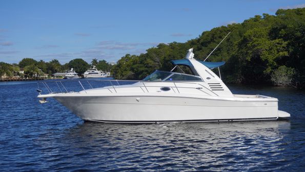 Sea Ray 340 Amberjack image