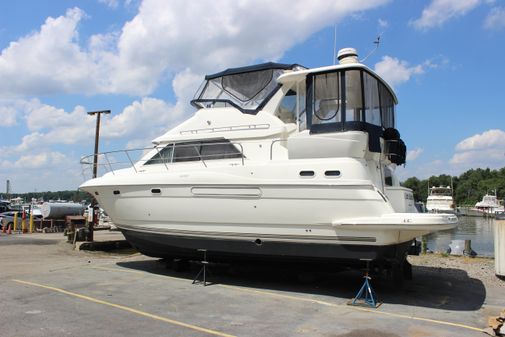 Cruisers Yachts 375 Motoryacht image