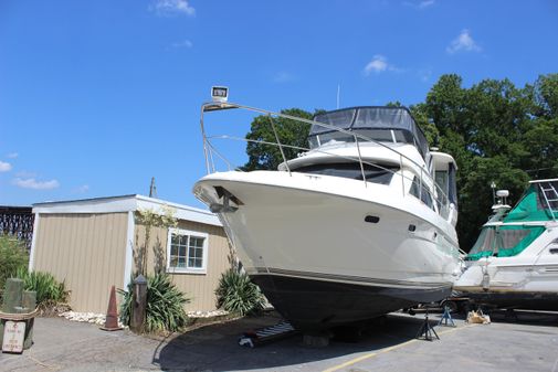 Cruisers Yachts 375 Motoryacht image