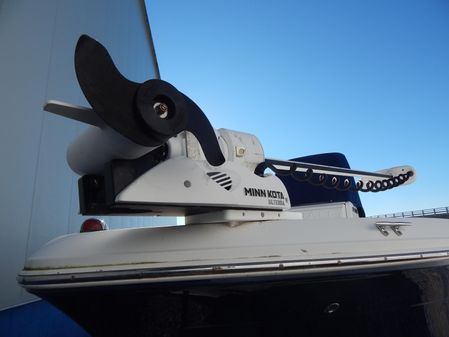 Robalo R180-CENTER-CONSOLE image