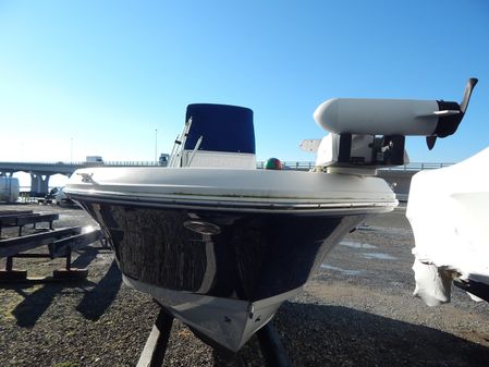 Robalo R180-CENTER-CONSOLE image