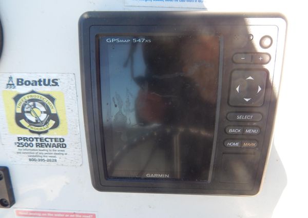 Robalo R180-CENTER-CONSOLE image