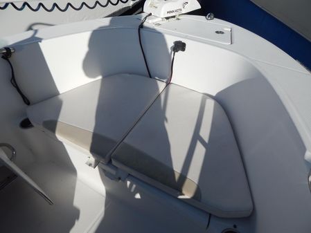 Robalo R180-CENTER-CONSOLE image