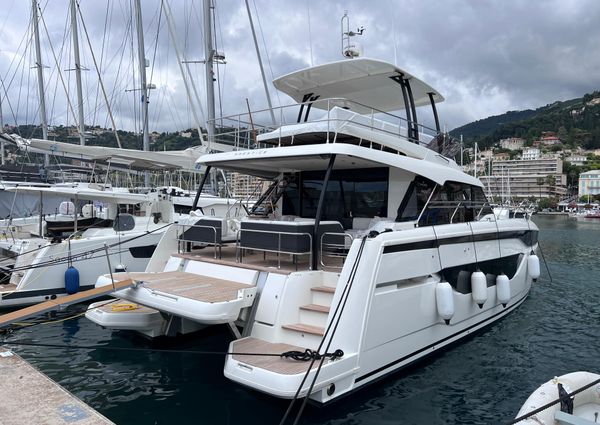 Beneteau M 48 image